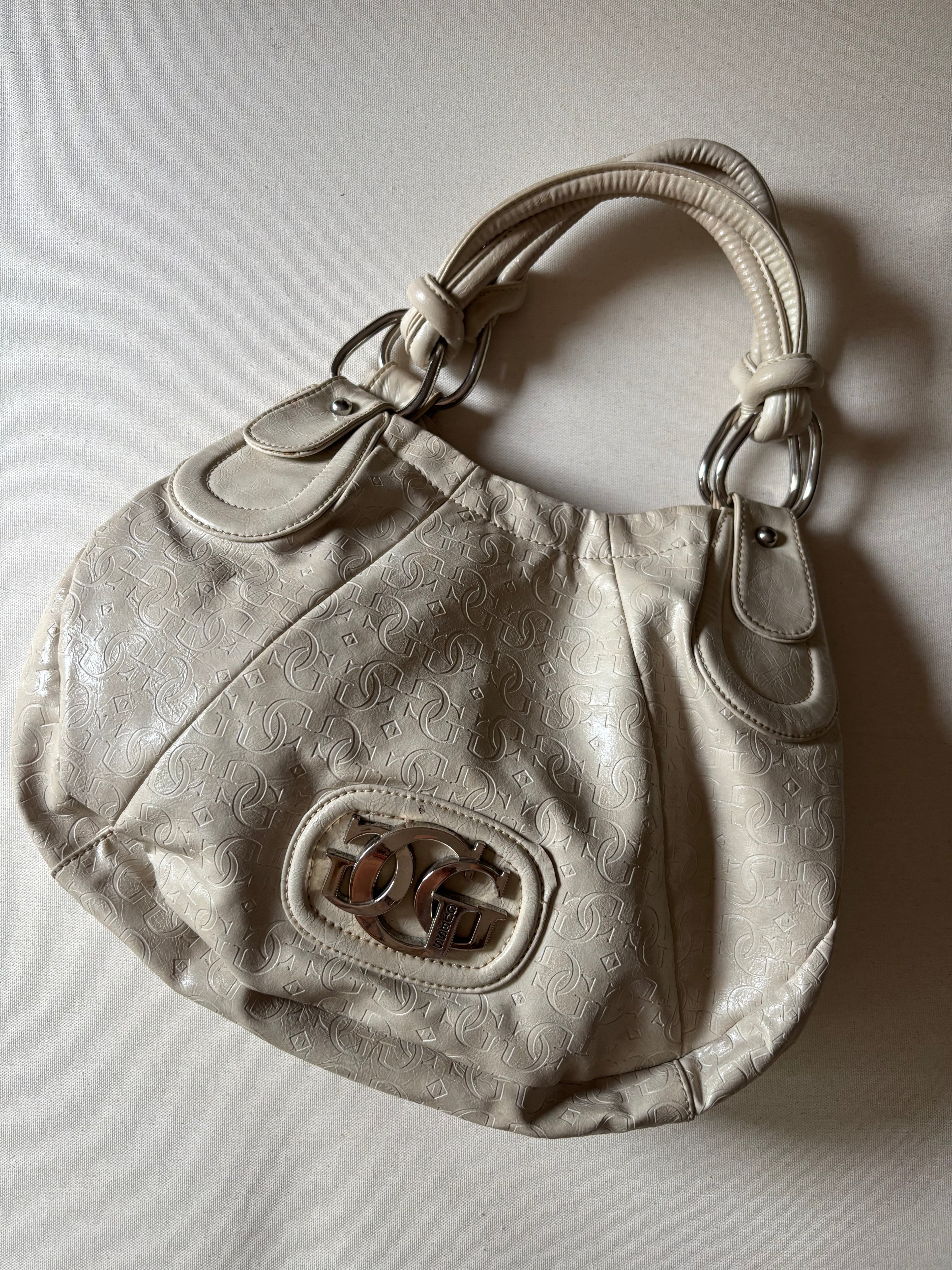 Y2K Cream Leather Slouchy Guess Bag