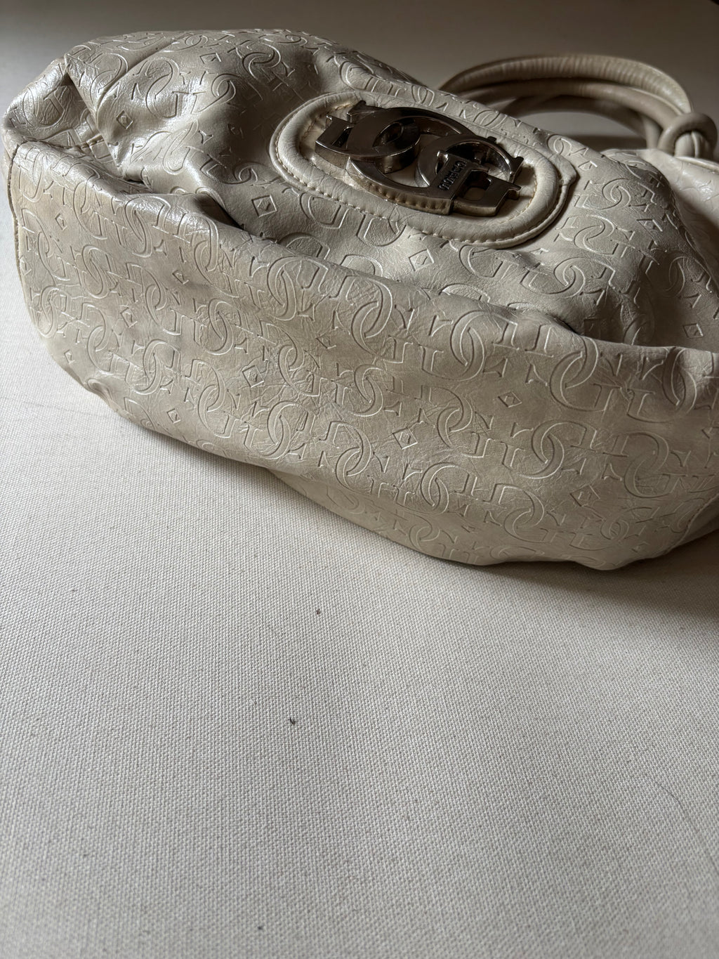 Y2K Cream Leather Slouchy Guess Bag