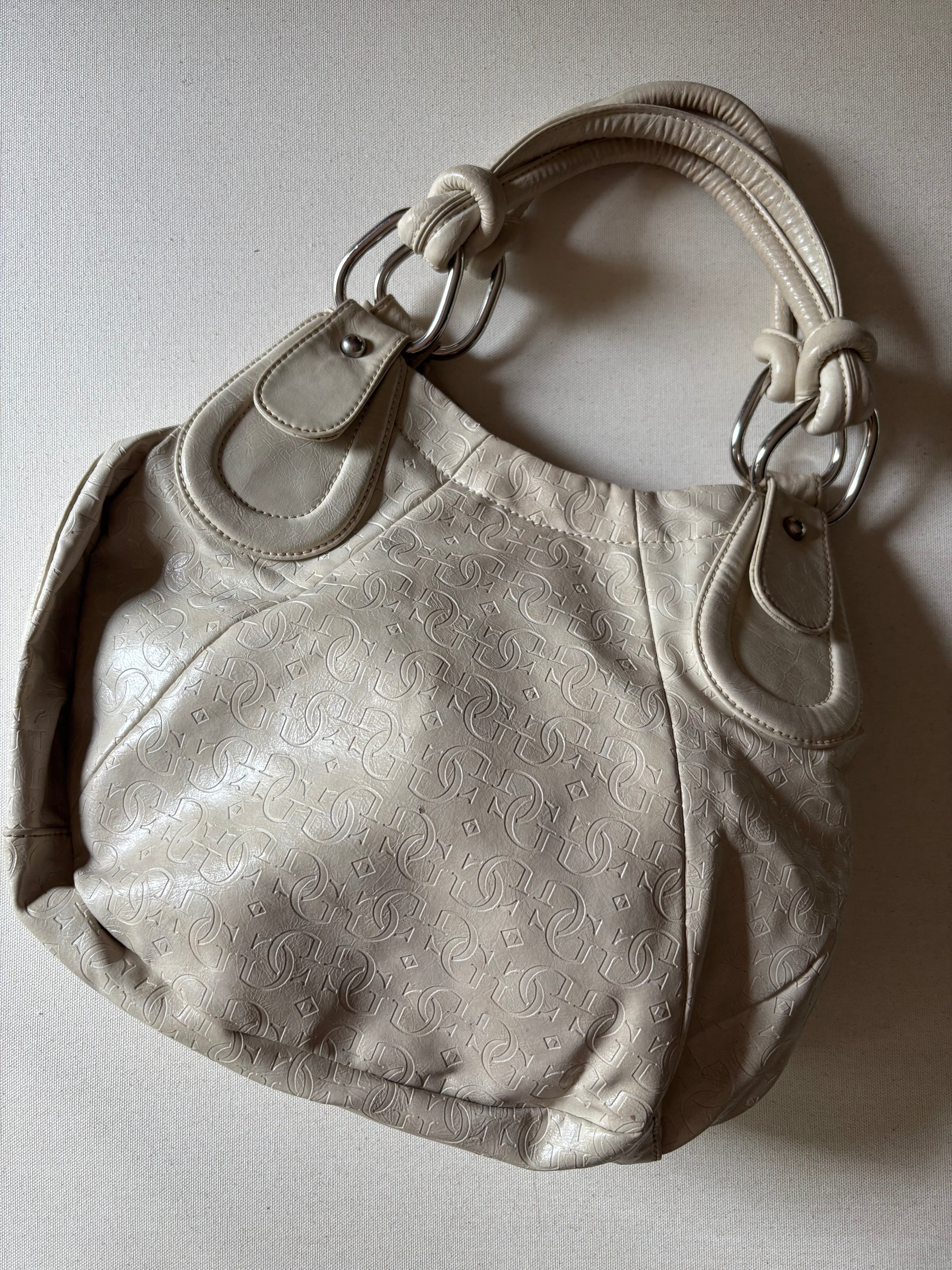 Y2K Cream Leather Slouchy Guess Bag
