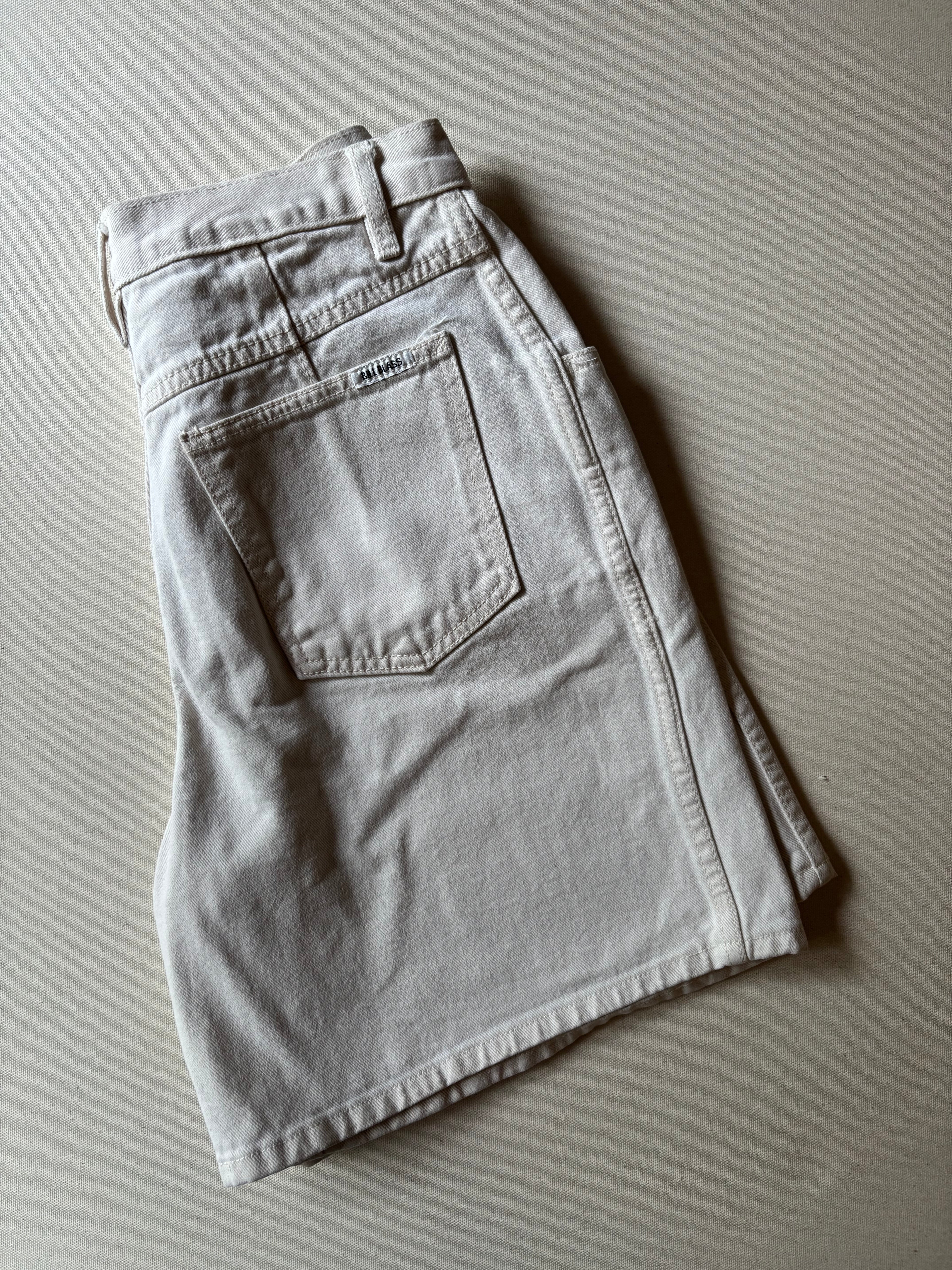 1990s High Rise White Jean Shorts | size 26"