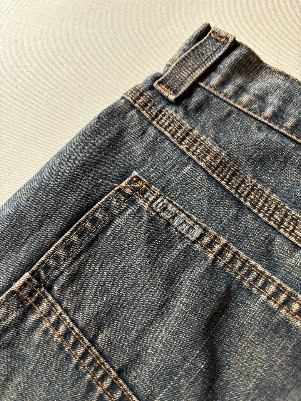 1990s Lee Carpenter Jean Shorts | size 34"