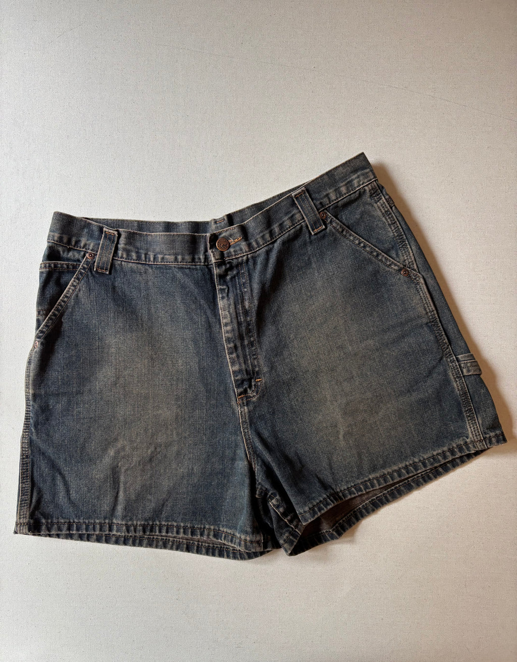 1990s Lee Carpenter Jean Shorts | size 34"