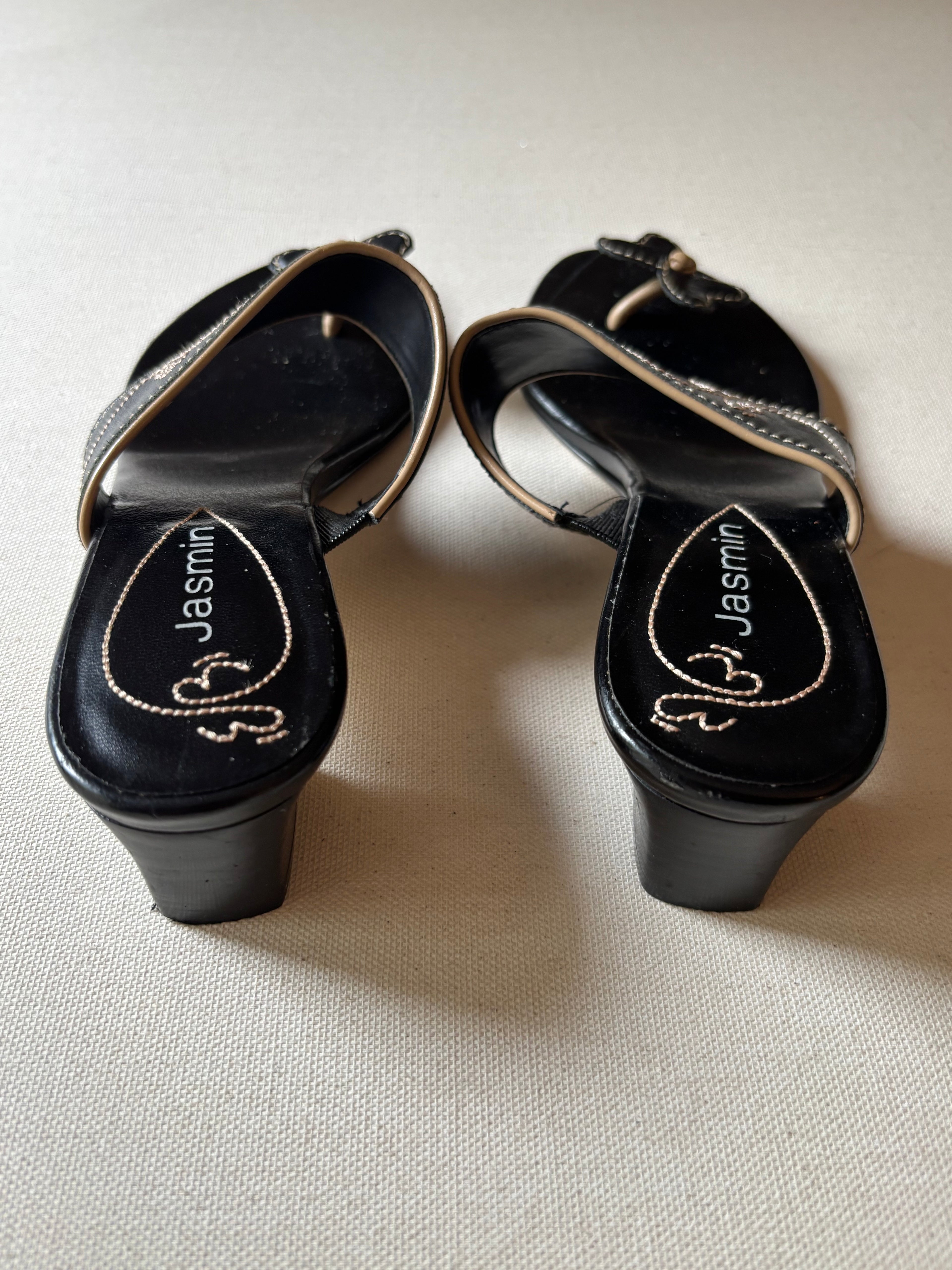 Y2K Butterfly Toe Leather Heel Sandals with Embroidery