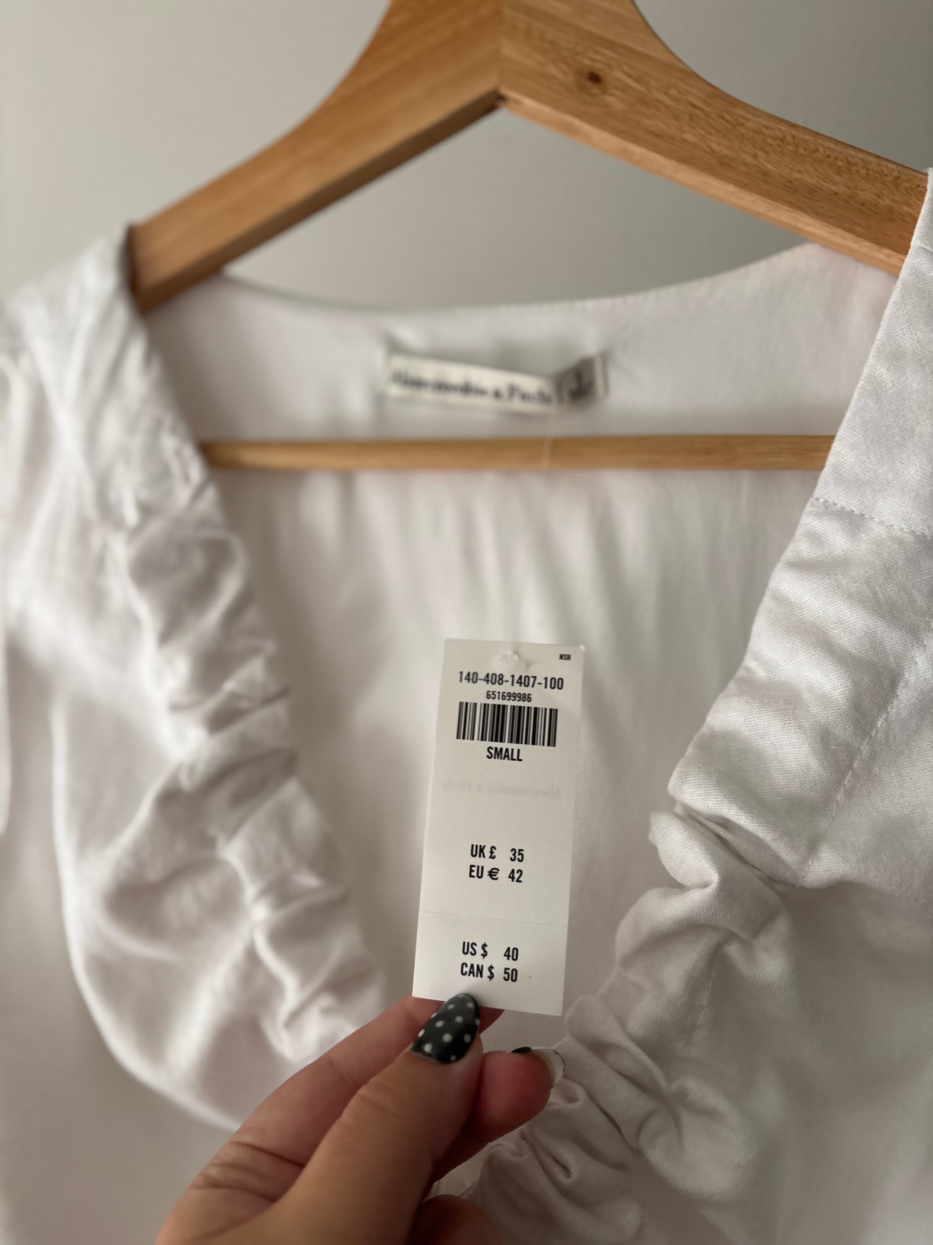 White Linen Ruffled Crop Top (NWT)