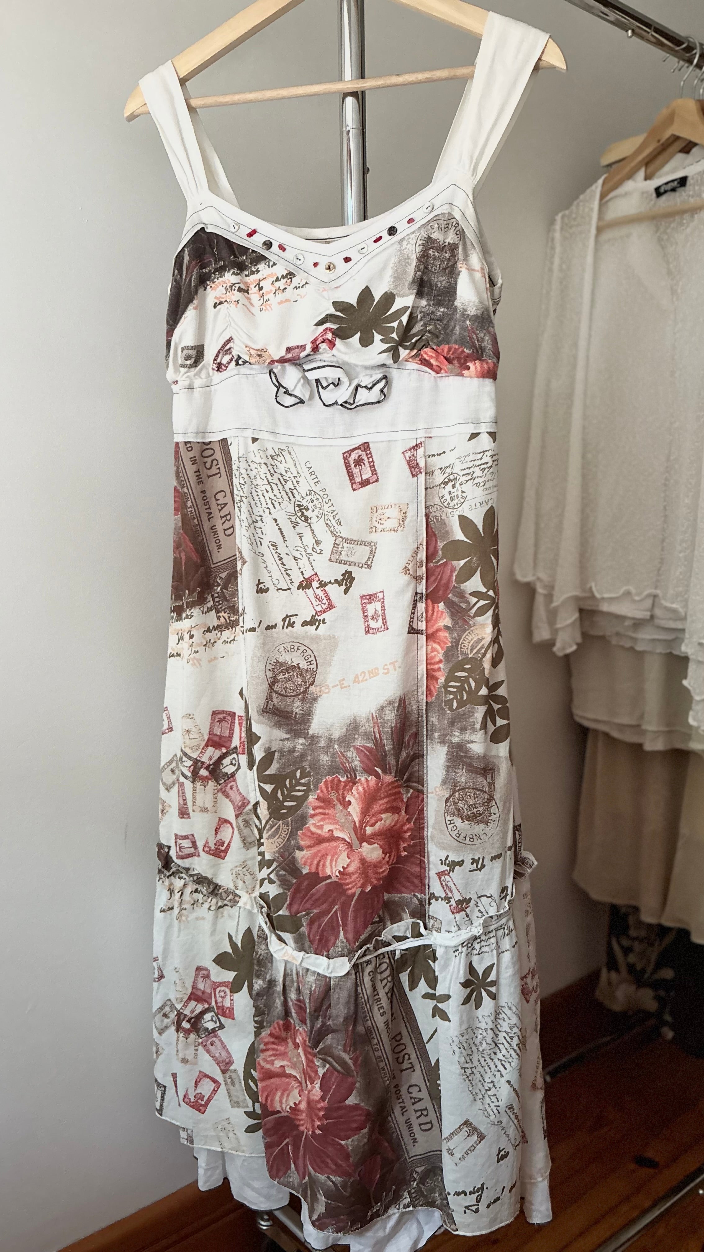 Y2K Italian Linen Blend Ruffled Dress with Buttons & Roses