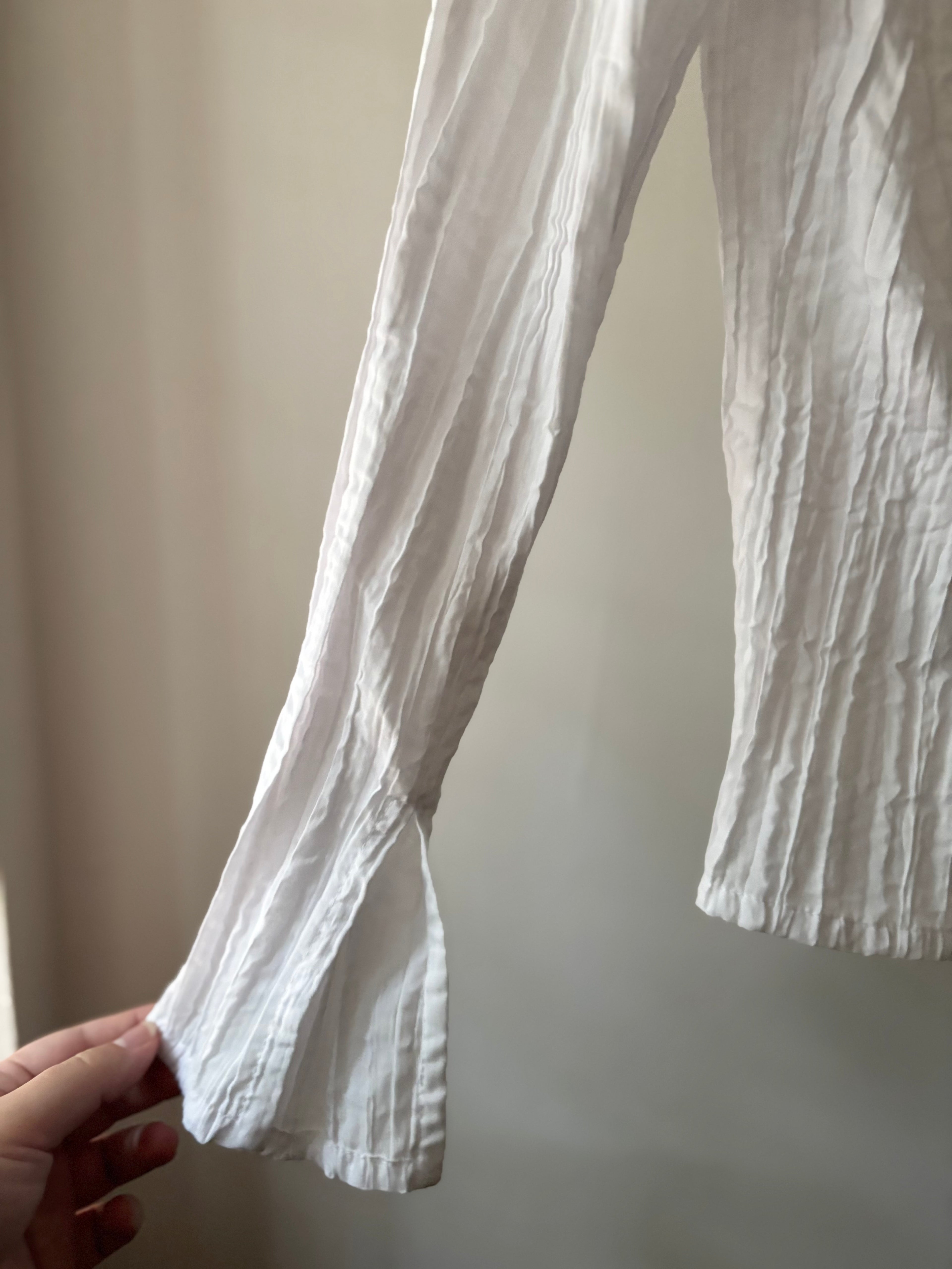 Y2K White Cotton Blouse with Flare Sleeves