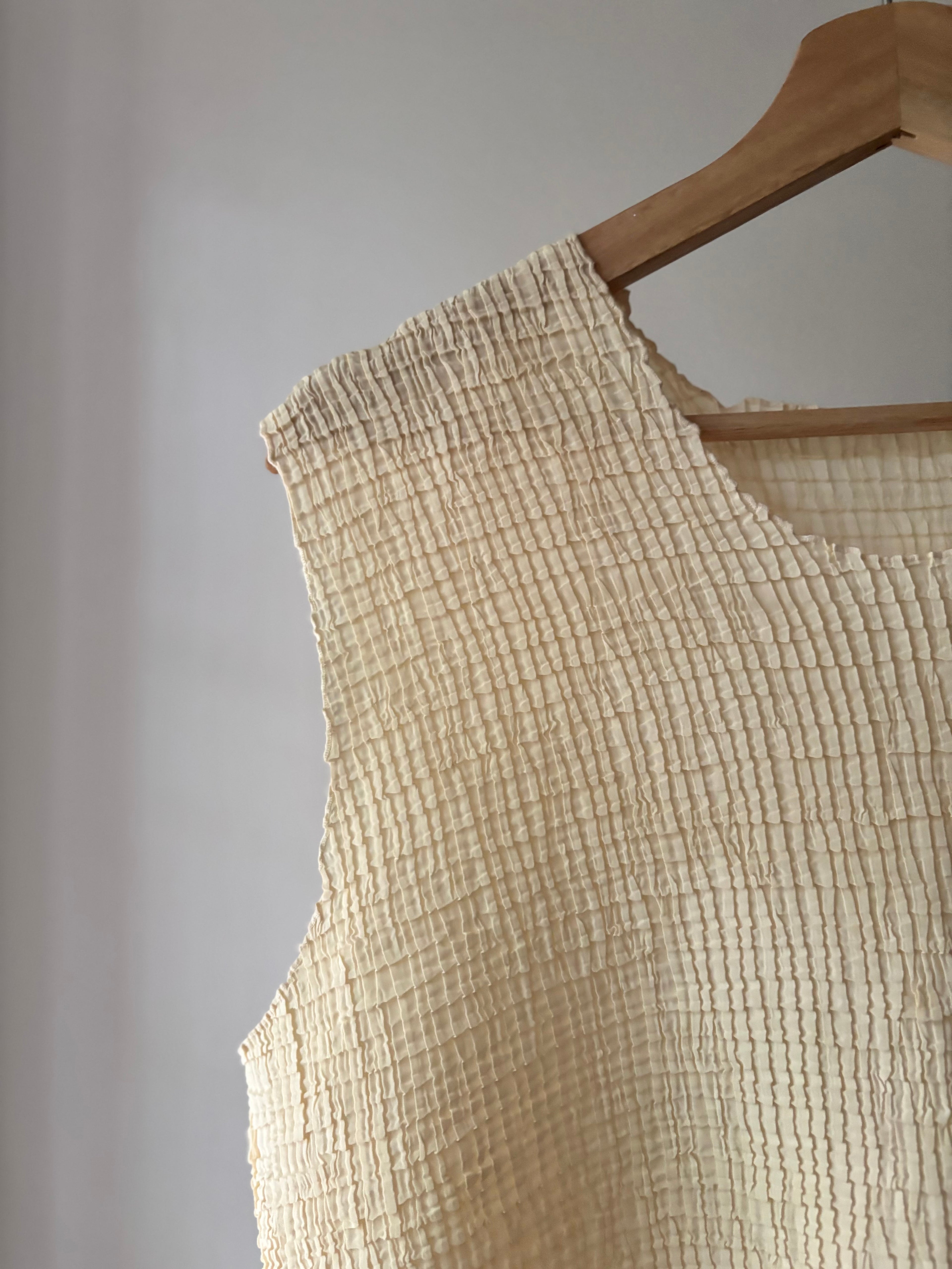 1990s Yellow Crinkle Top