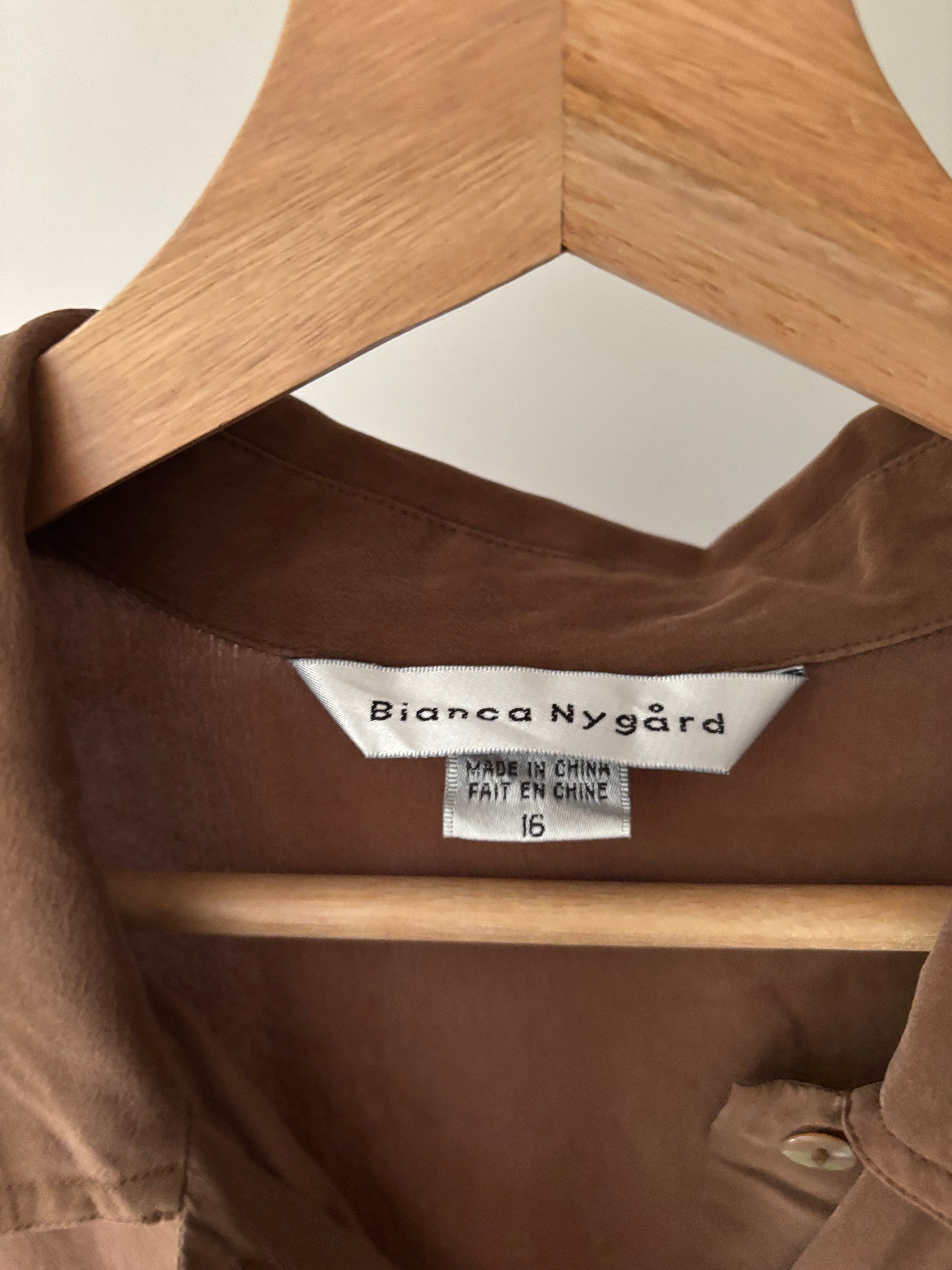 1990s Brown Silk Sleeveless Blouse