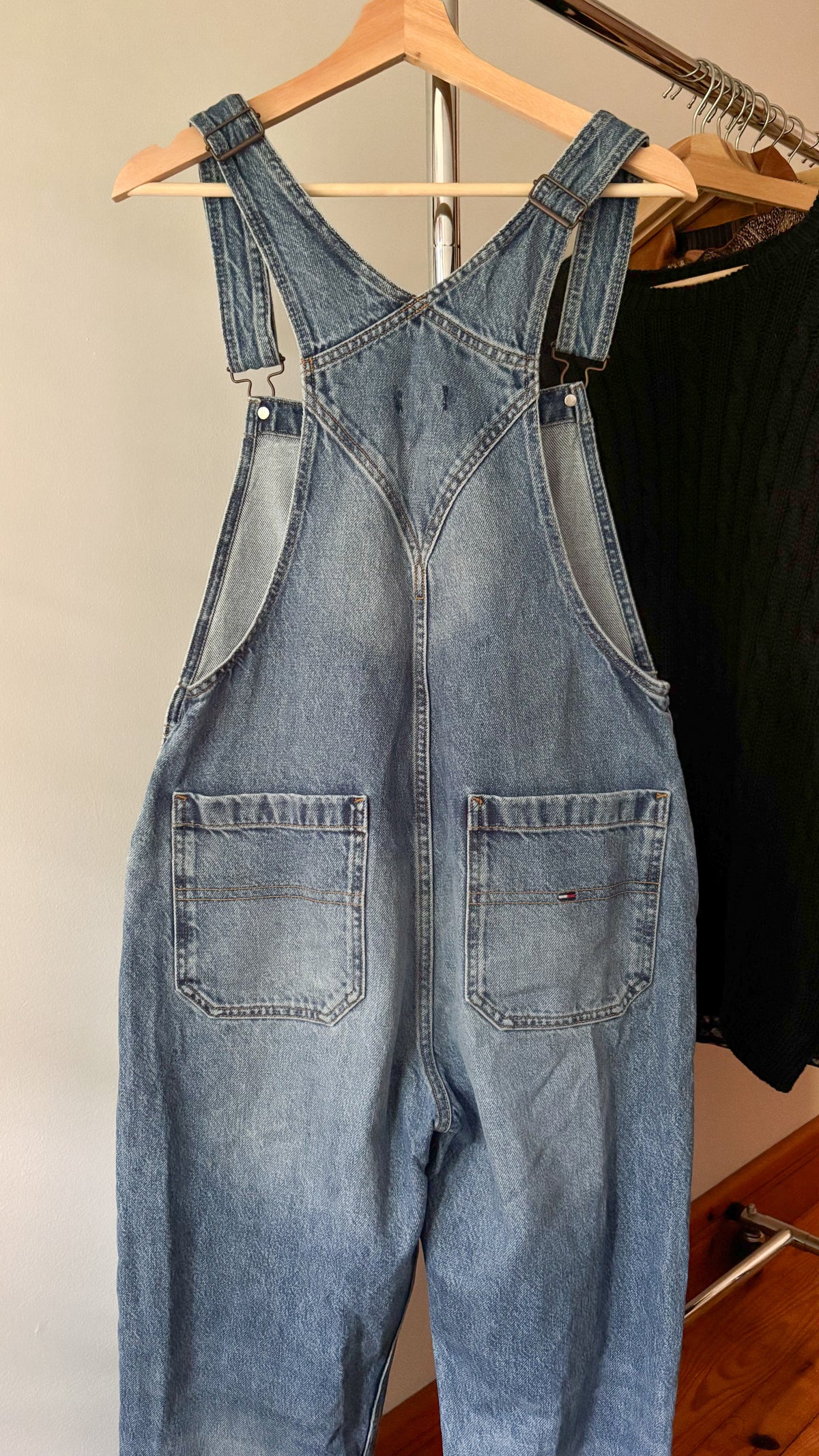 Tommy Jeans Midwash Overalls with Flag | Size 32"