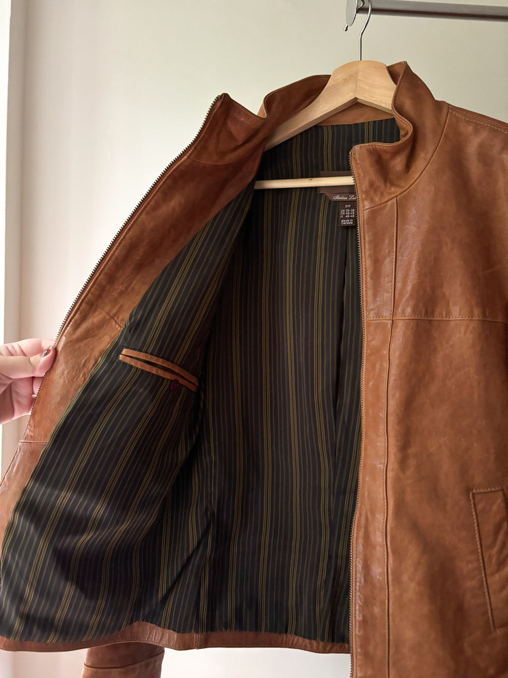 Y2K Brown Italian Leather Jacket, made in Canada