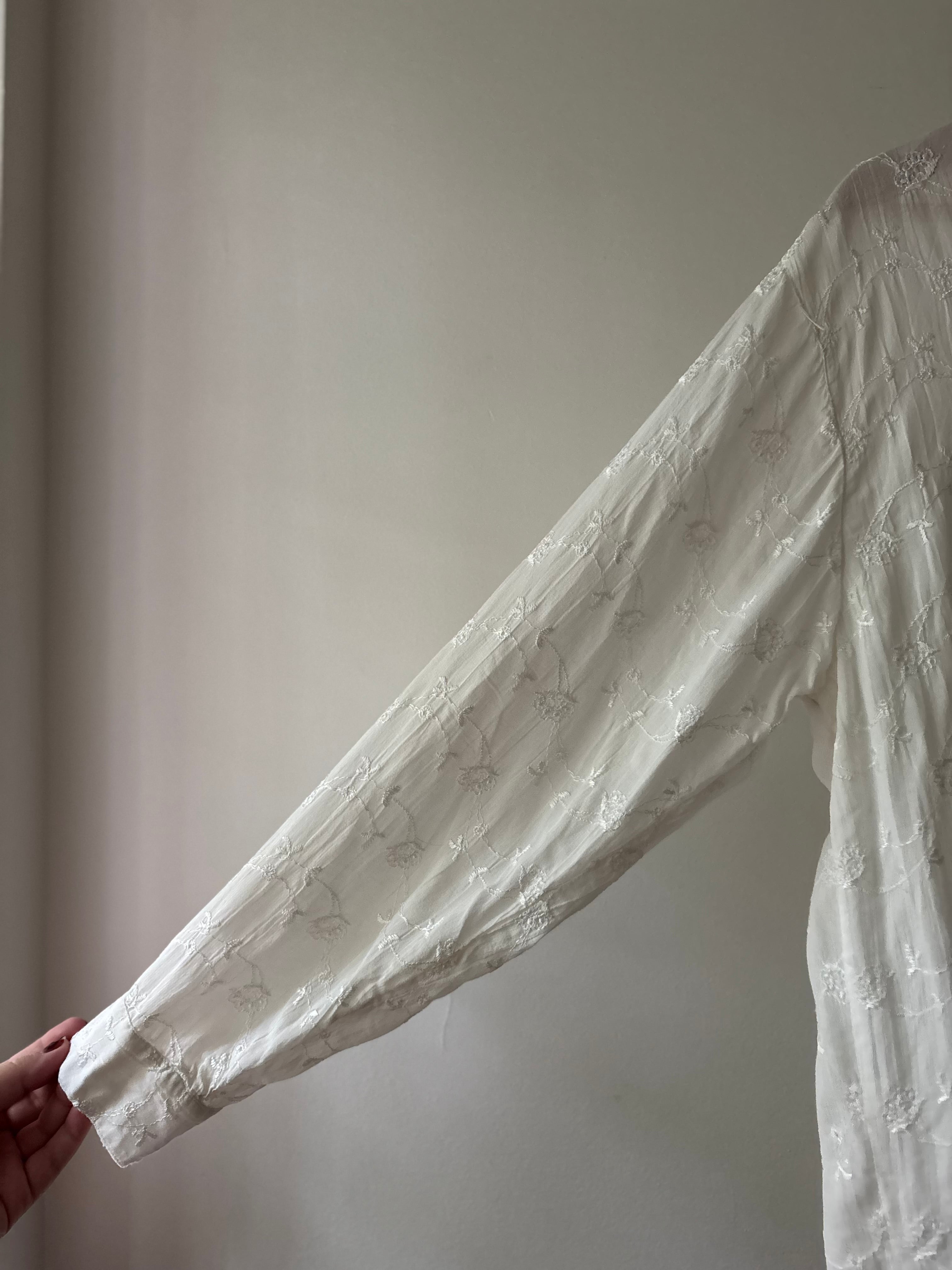 1990s Lightweight Embroidered Floral Blouse