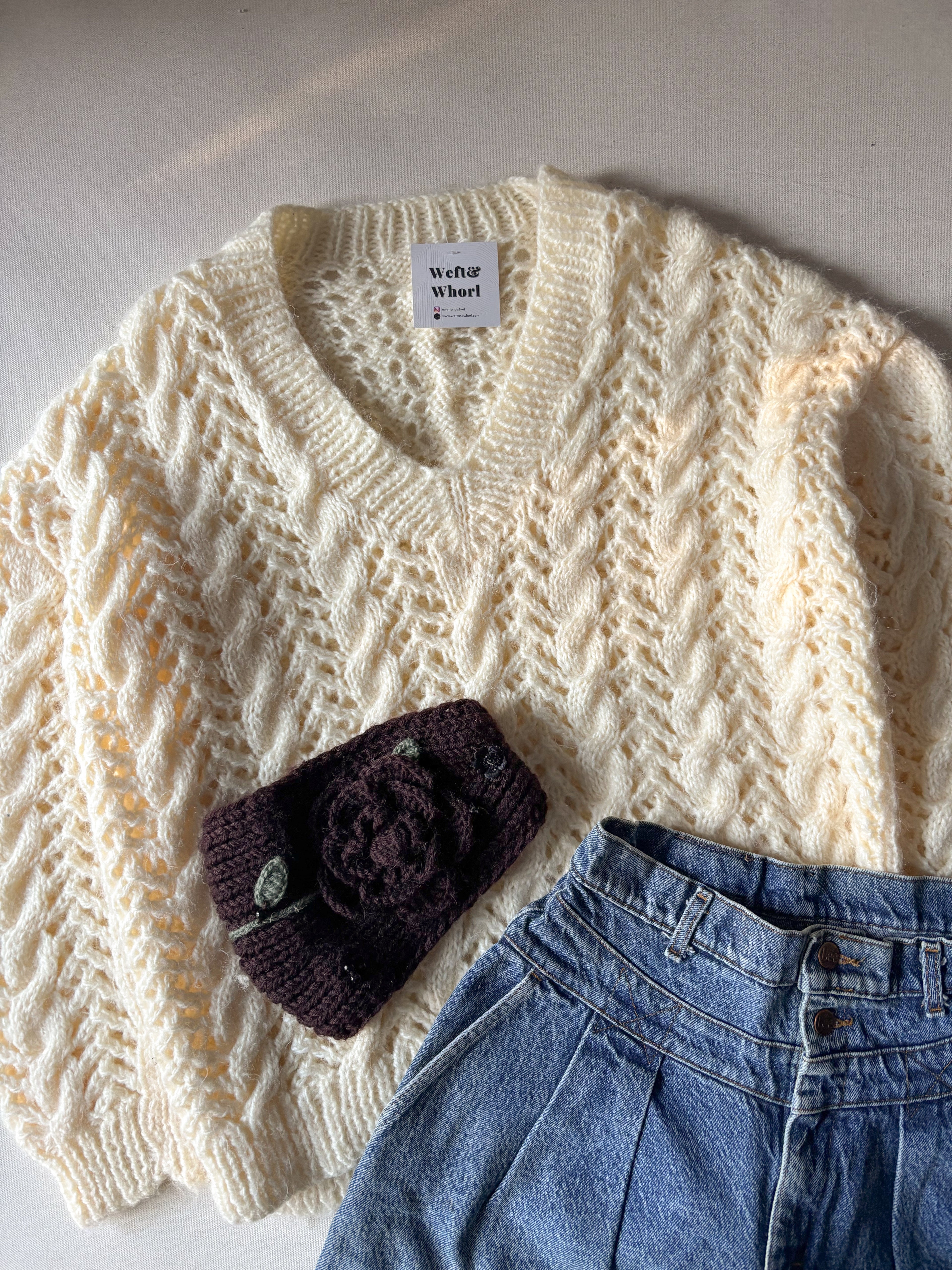 1990s Handknit Cream Boxy Sweater | Vintage Soft V-neck Knit