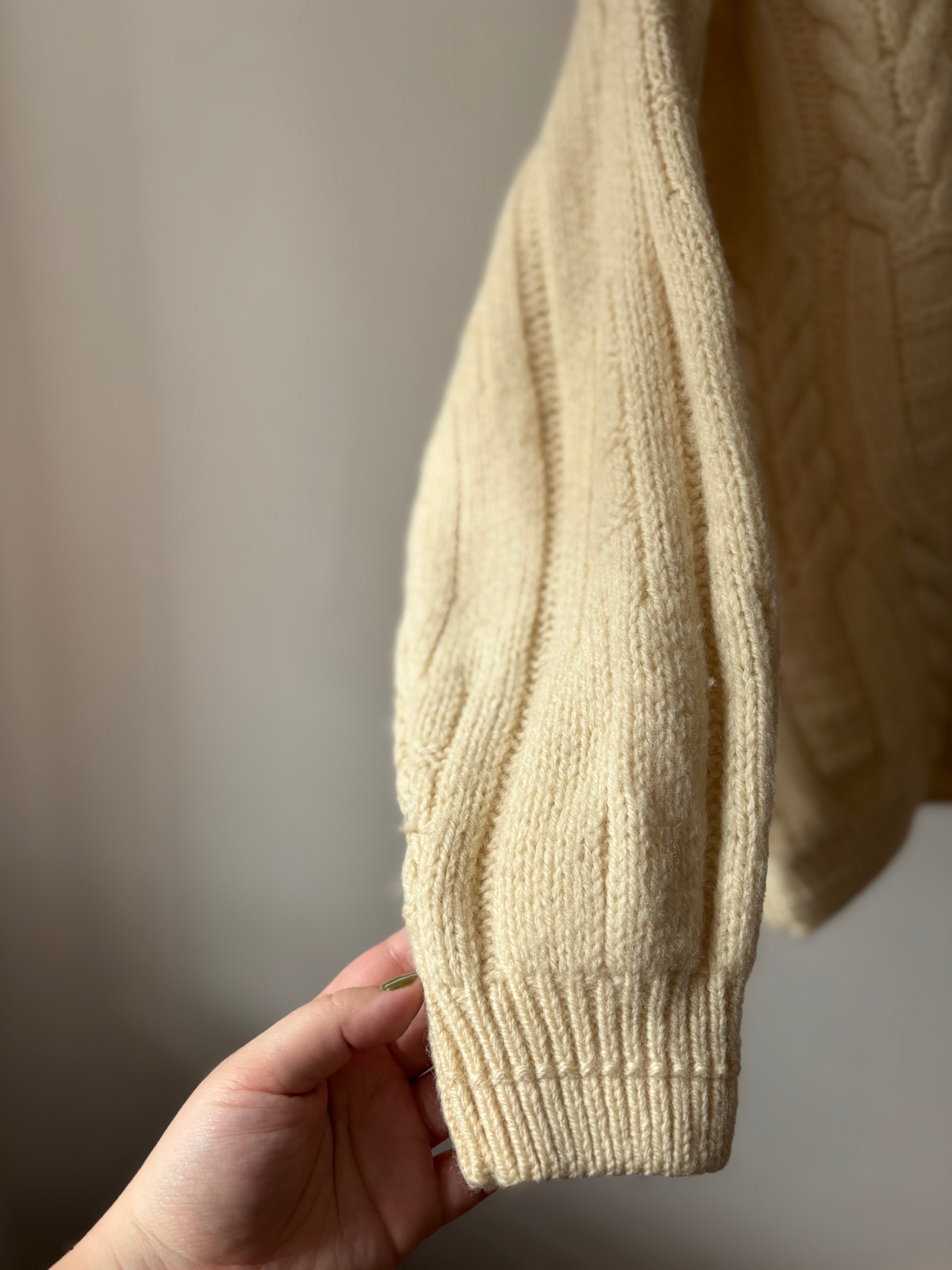 1960s England-Made Boxy Cream Wool Cable knit Sweater