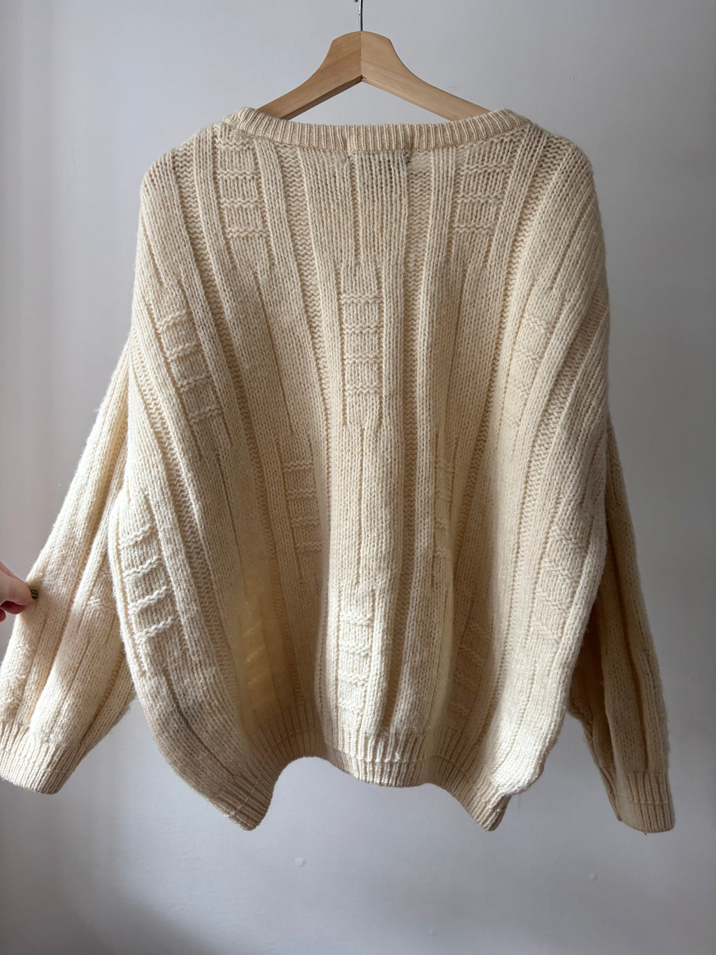 1960s England-Made Boxy Cream Wool Cable knit Sweater