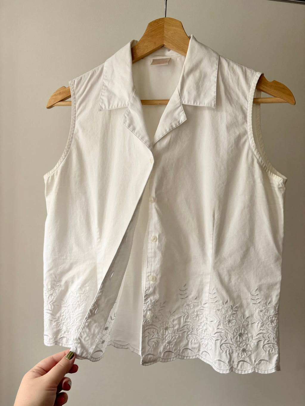 1990s Embroidered Cropped Cotton Blouse