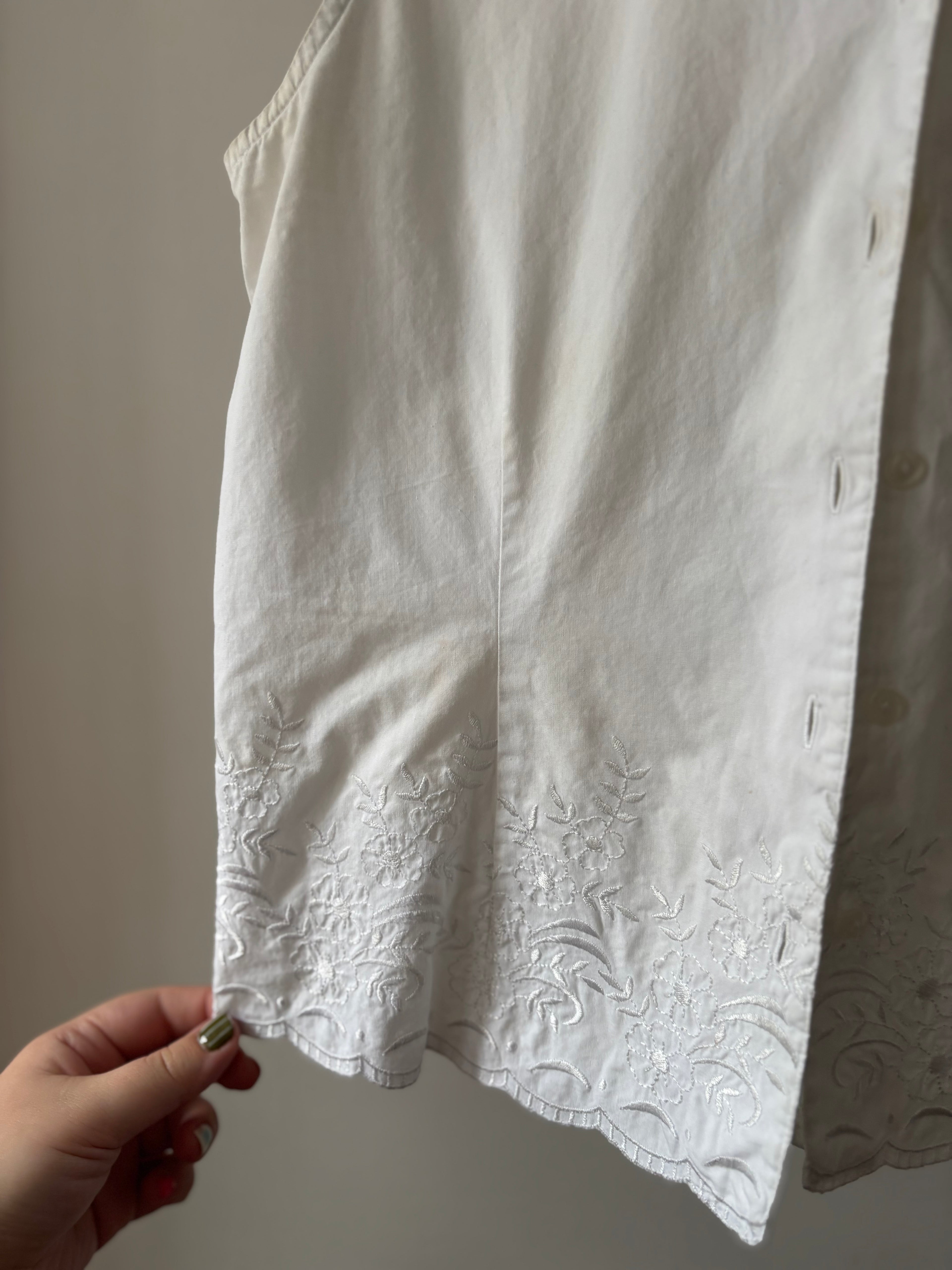 1990s Embroidered Cropped Cotton Blouse