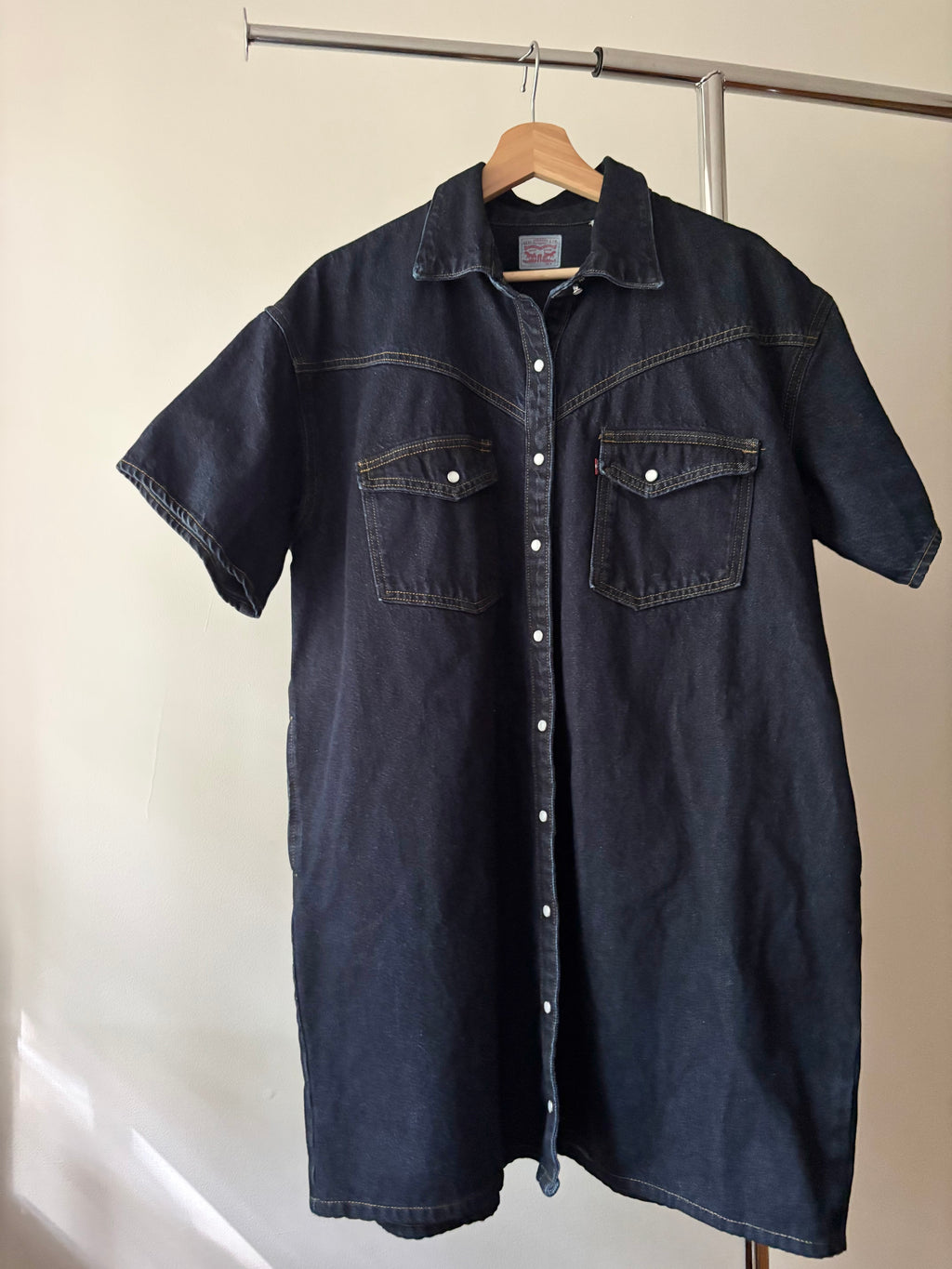 Short Sleeve Levi's Midi Denim Dress