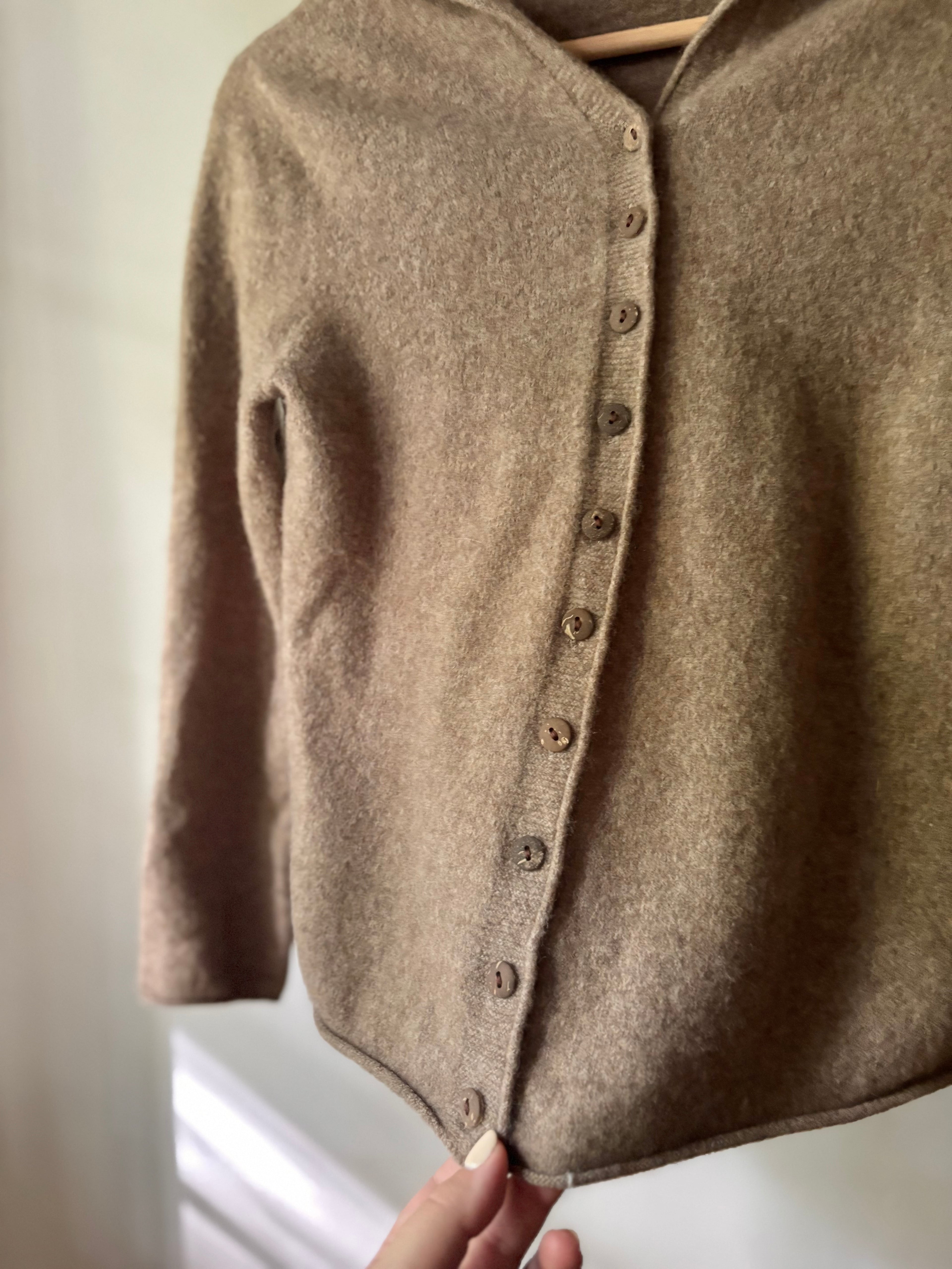 Soft Cropped Wool Knit Hoodie