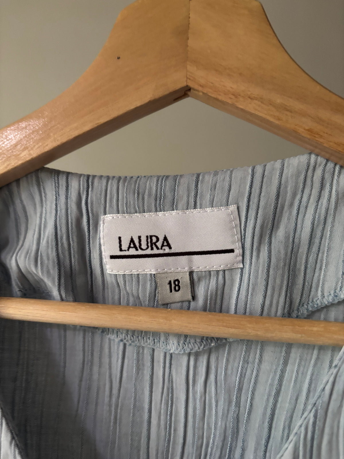 1990s Pale Blue Keyhole Flowy Top