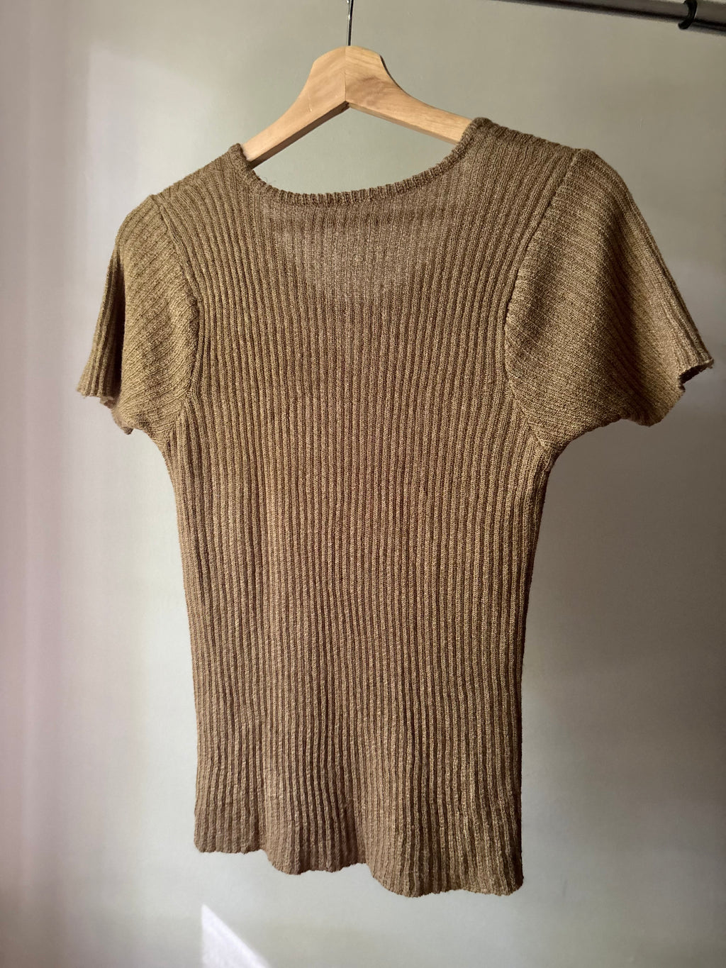 Vintage Short Sleeve Keyhole Knit Top