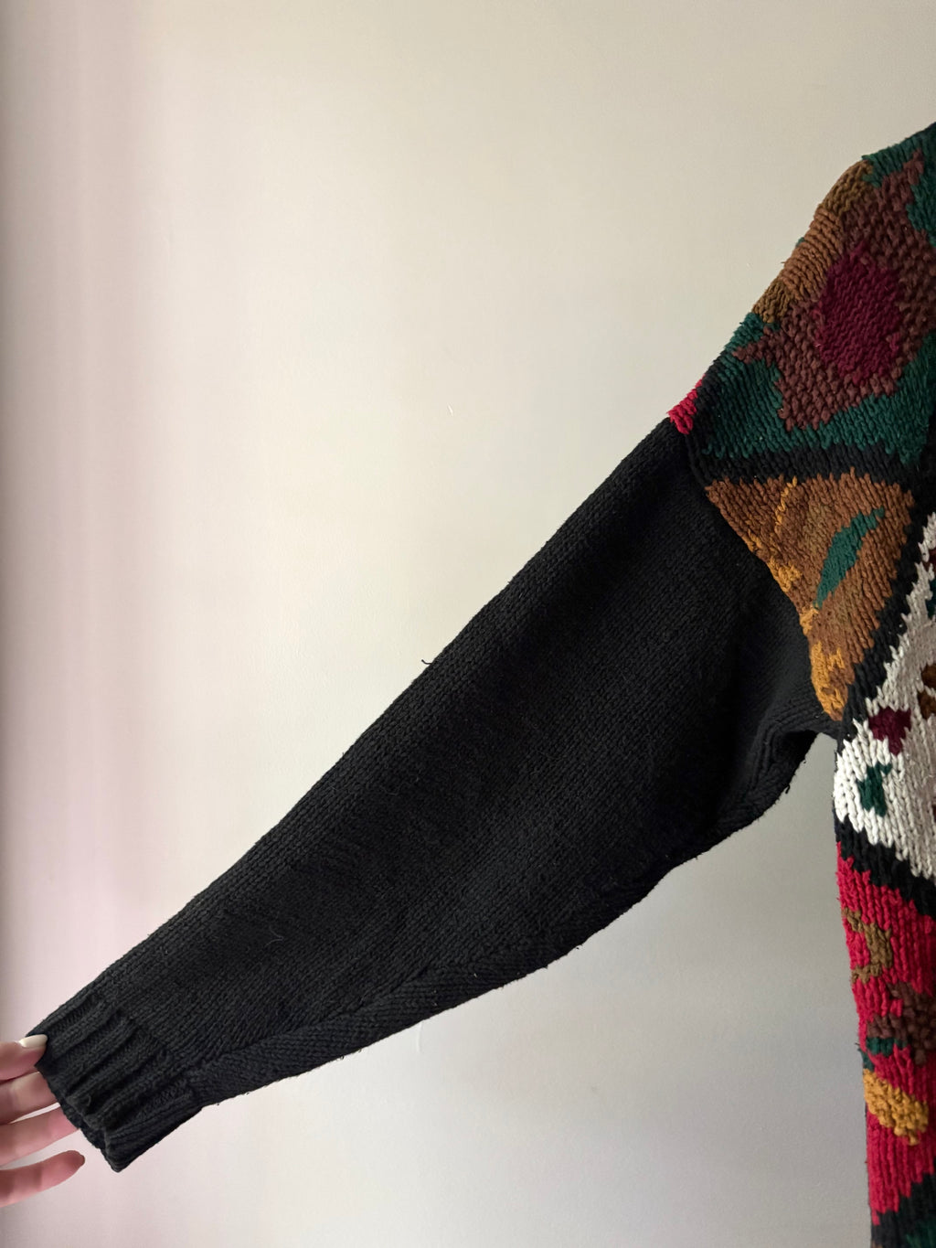 1990s Handknit Autumn Leaves Mockneck Sweater