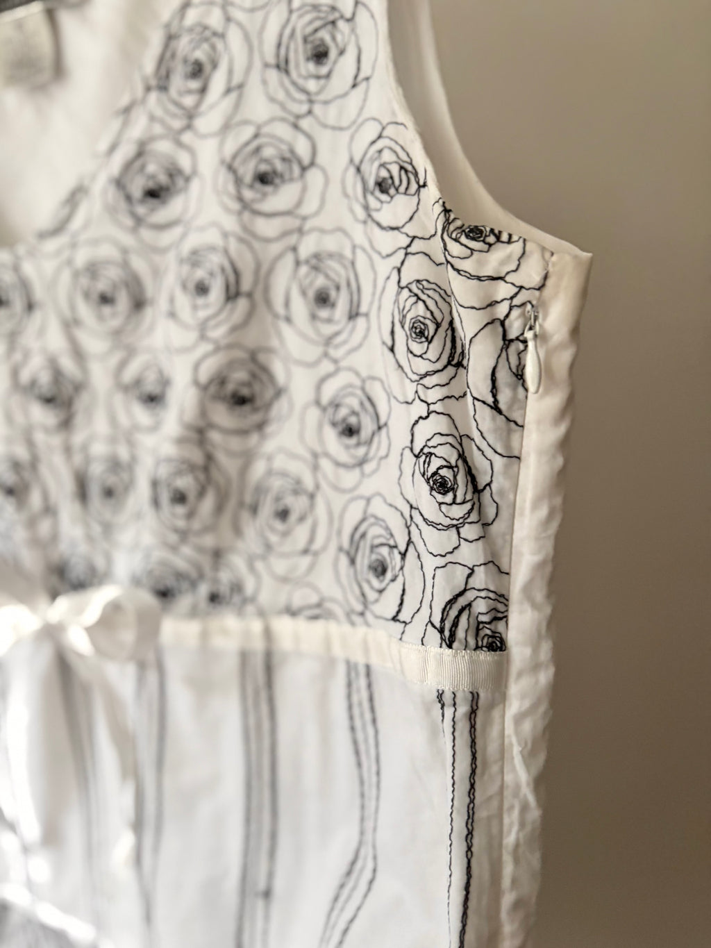 Y2K Embroidered Cotton Floral Top with Tie