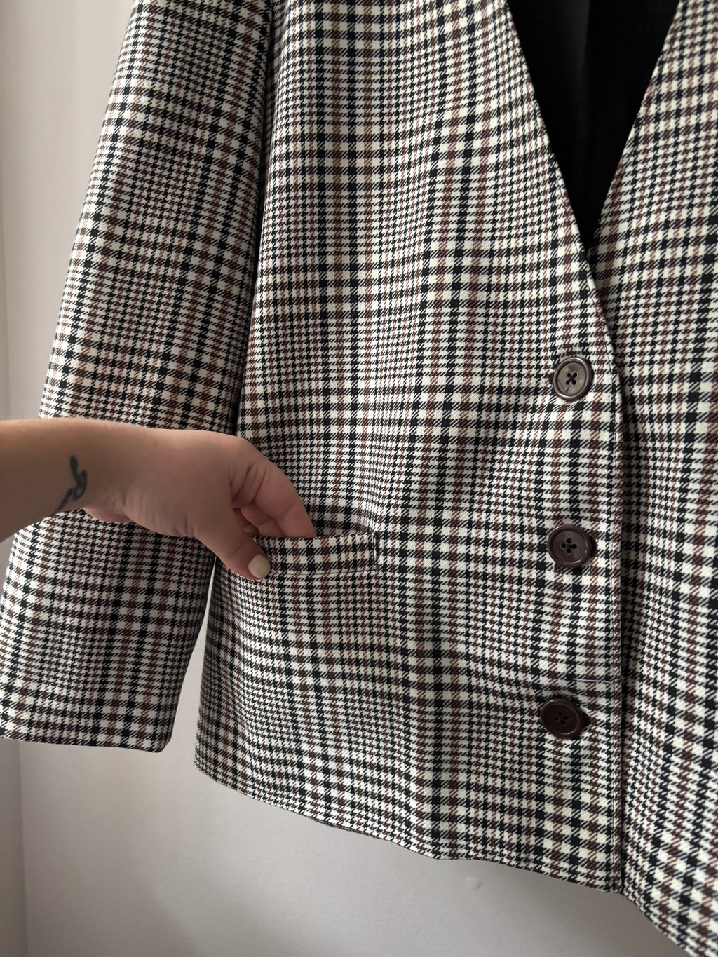 1980s Collarless Boxy Blazer | Vintage Houndstooth Jacket