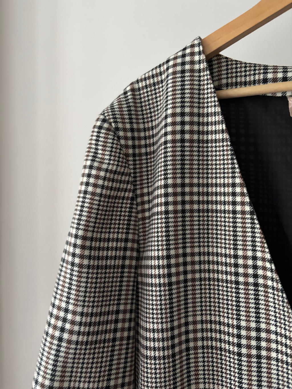 1980s Collarless Boxy Blazer | Vintage Houndstooth Jacket