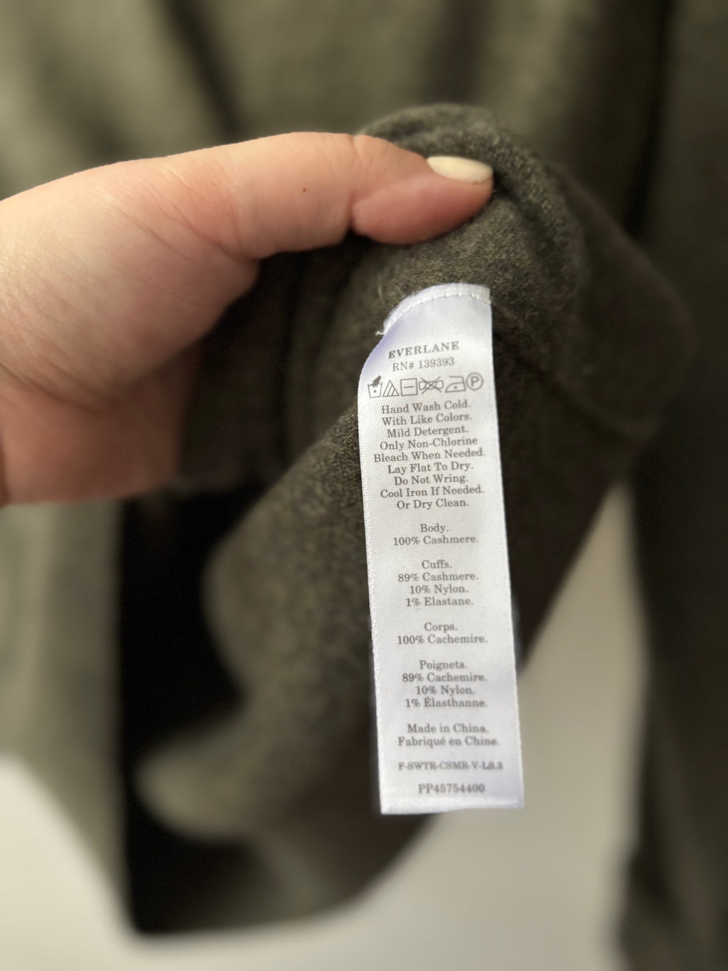 Cashmere Olive Green Everlane V-neck Sweater