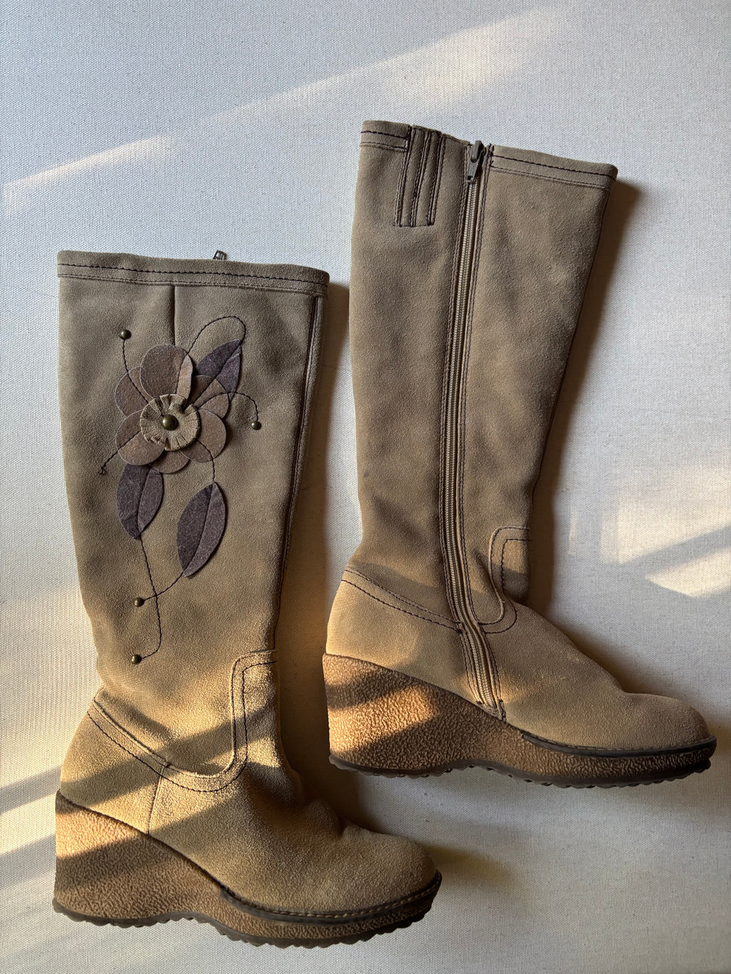 Y2K Suede Flower Wedge Boots | Size 6