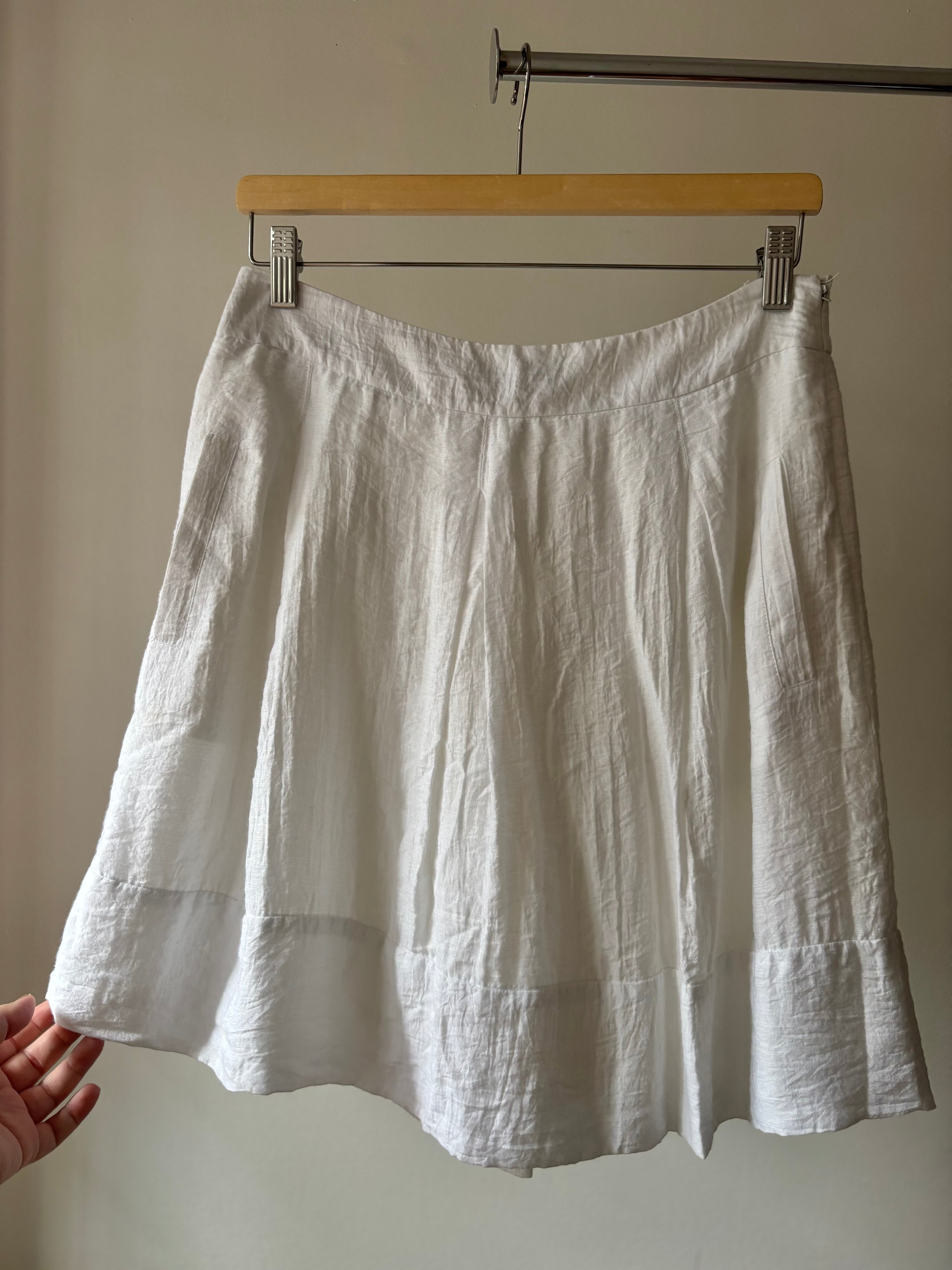 Y2K White Flowy Skirt with Pockets | 28" waist