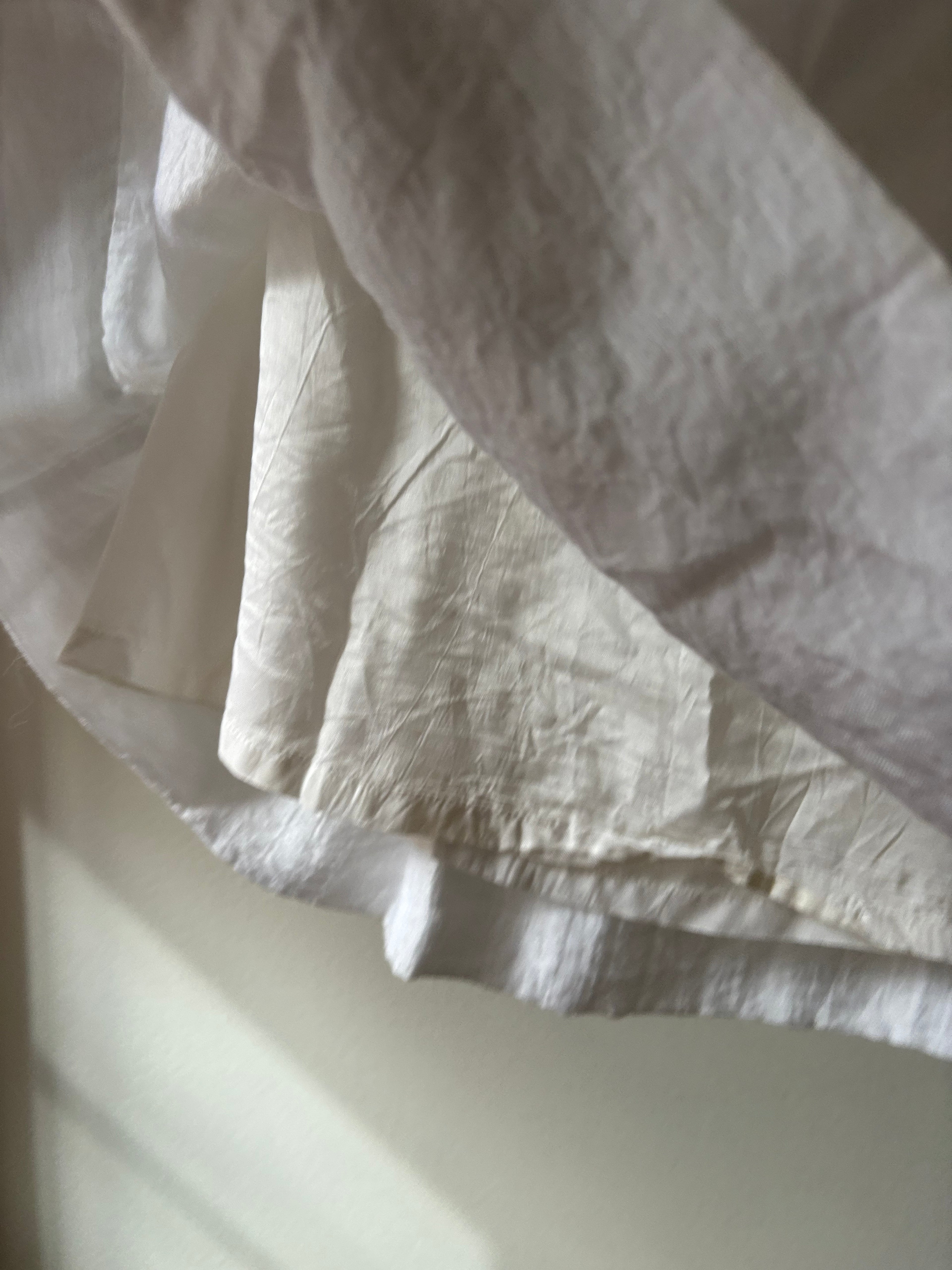 Y2K White Flowy Skirt with Pockets | 28" waist