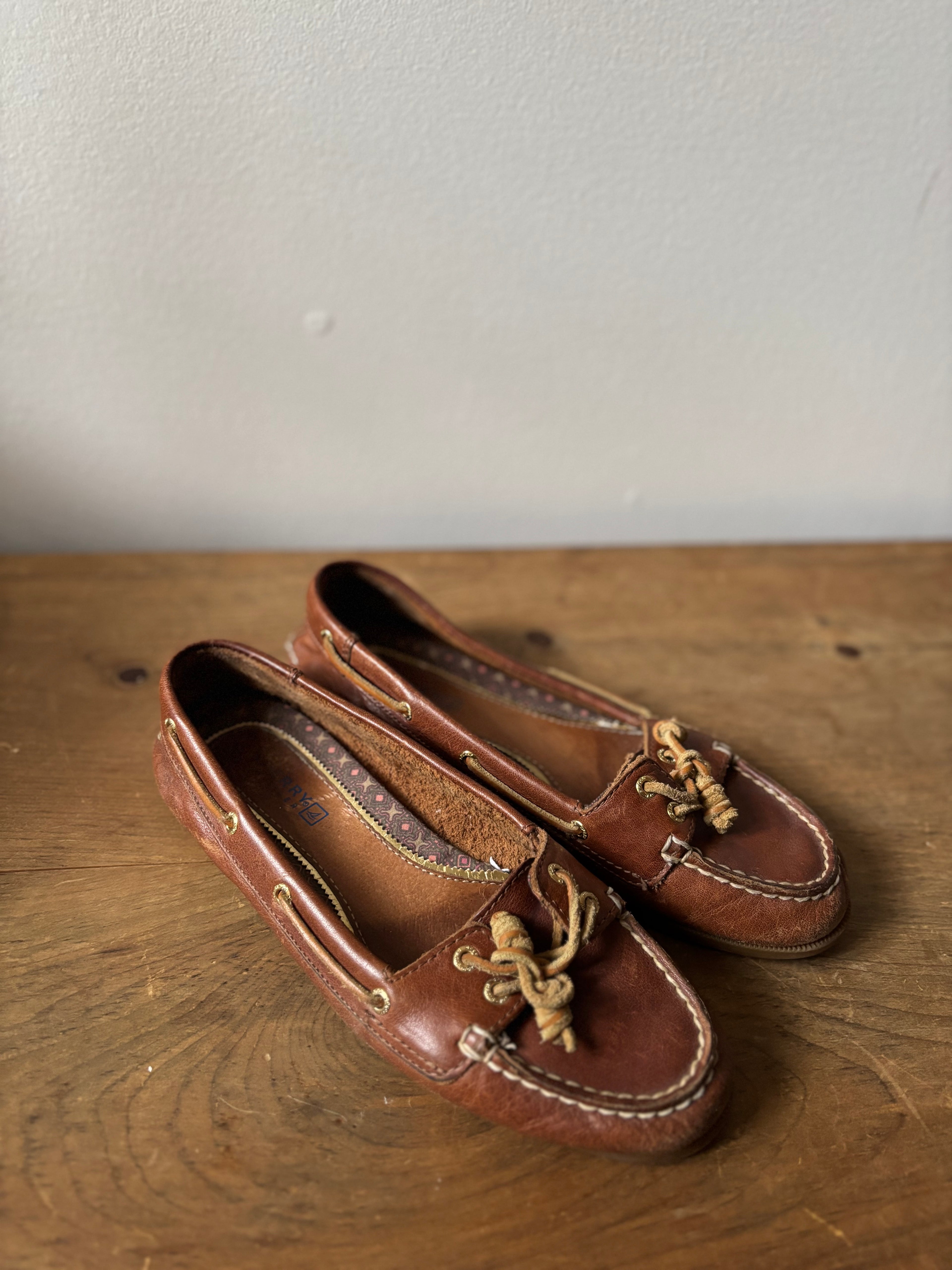 Y2K Sperry Top Sliders | Size 7