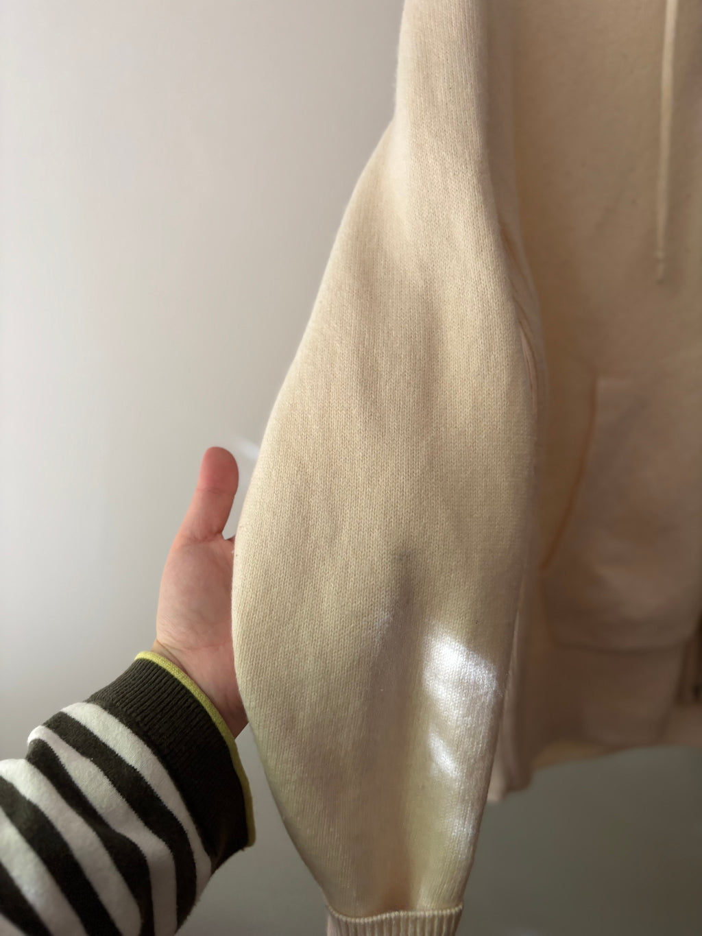 Soft Cashmere & Recycled Wool Aritzia Hoodie