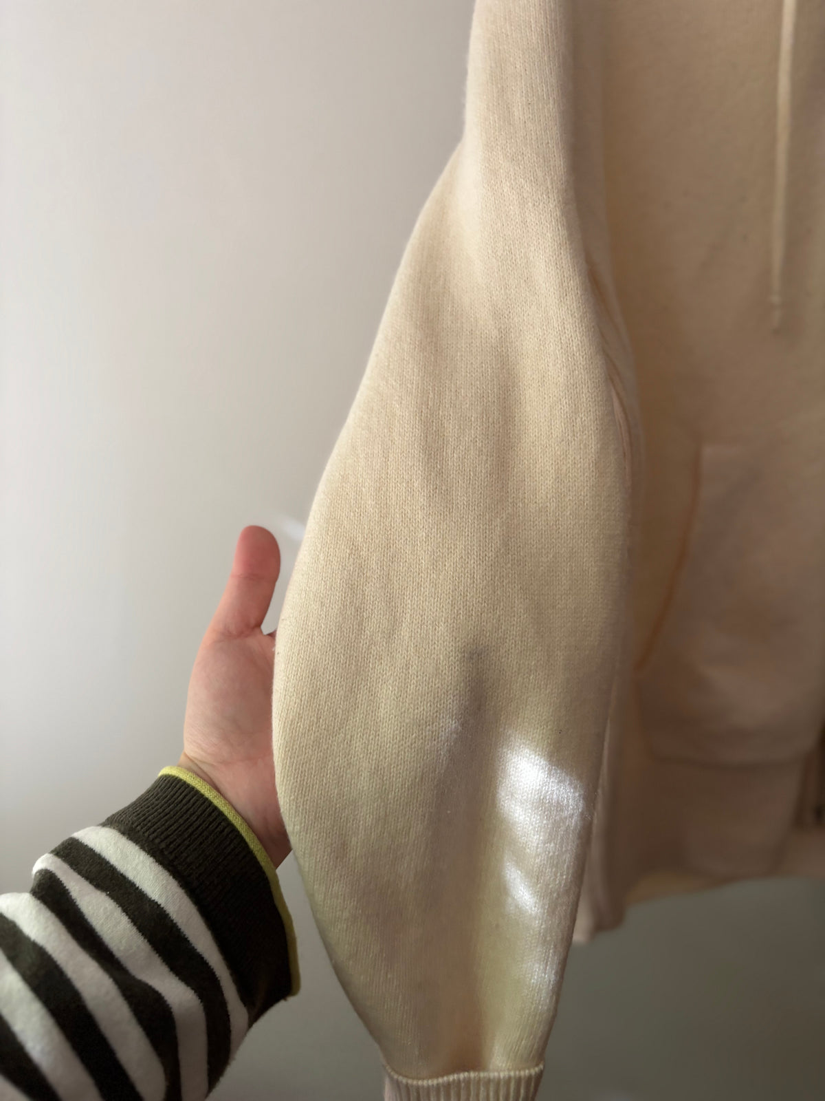 Soft Cashmere & Recycled Wool Aritzia Hoodie